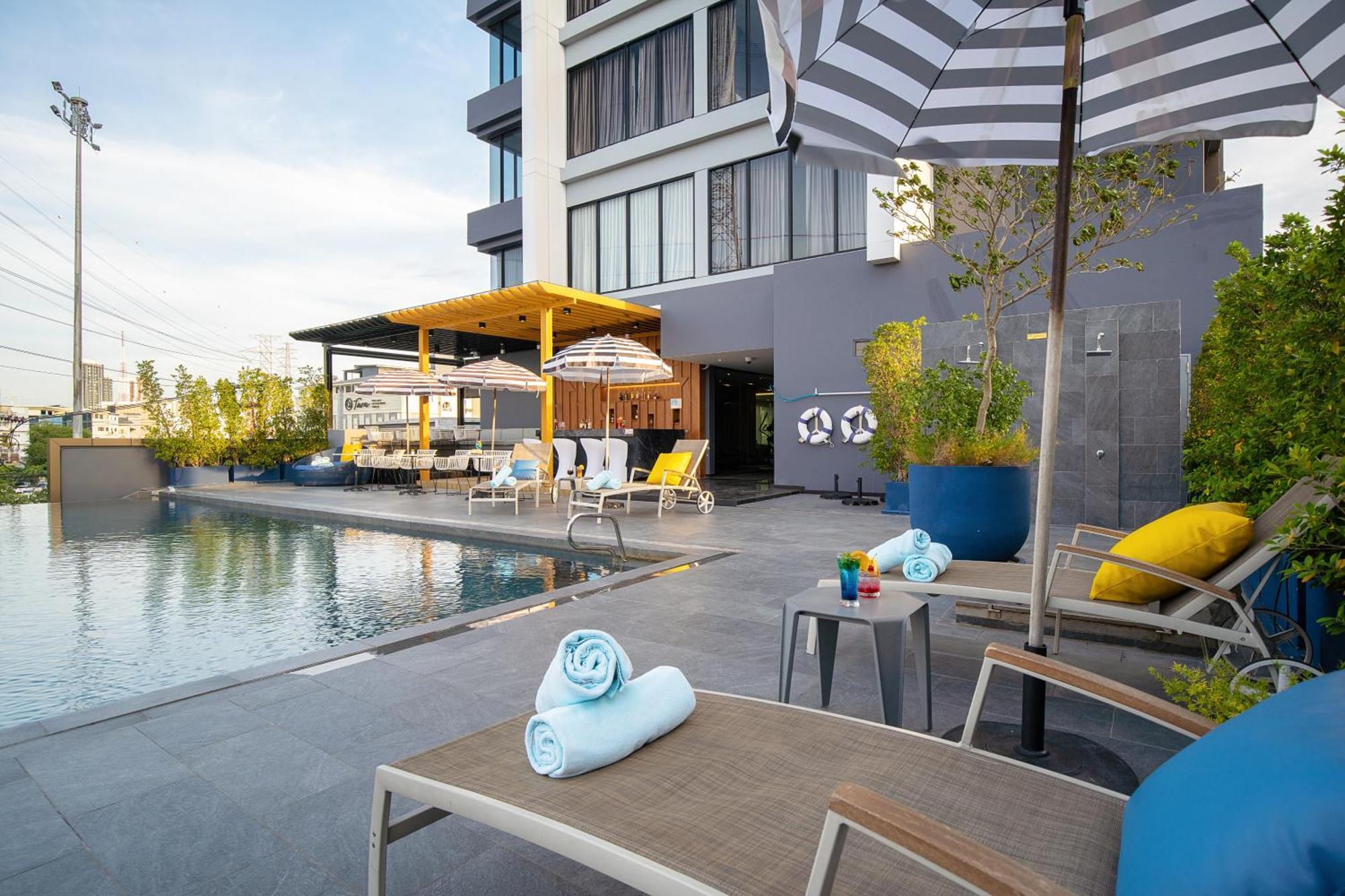 Thaya Hotel Bangkok Banguecoque Exterior foto